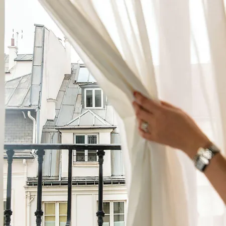 Snob Hotel 4*