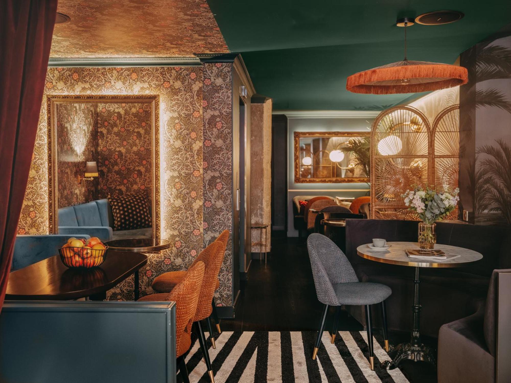 Snob Hotel 4*