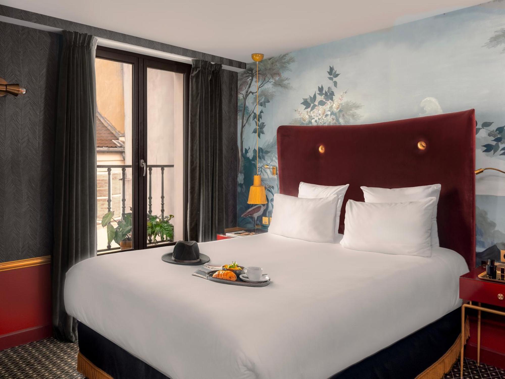 Hotel Snob
