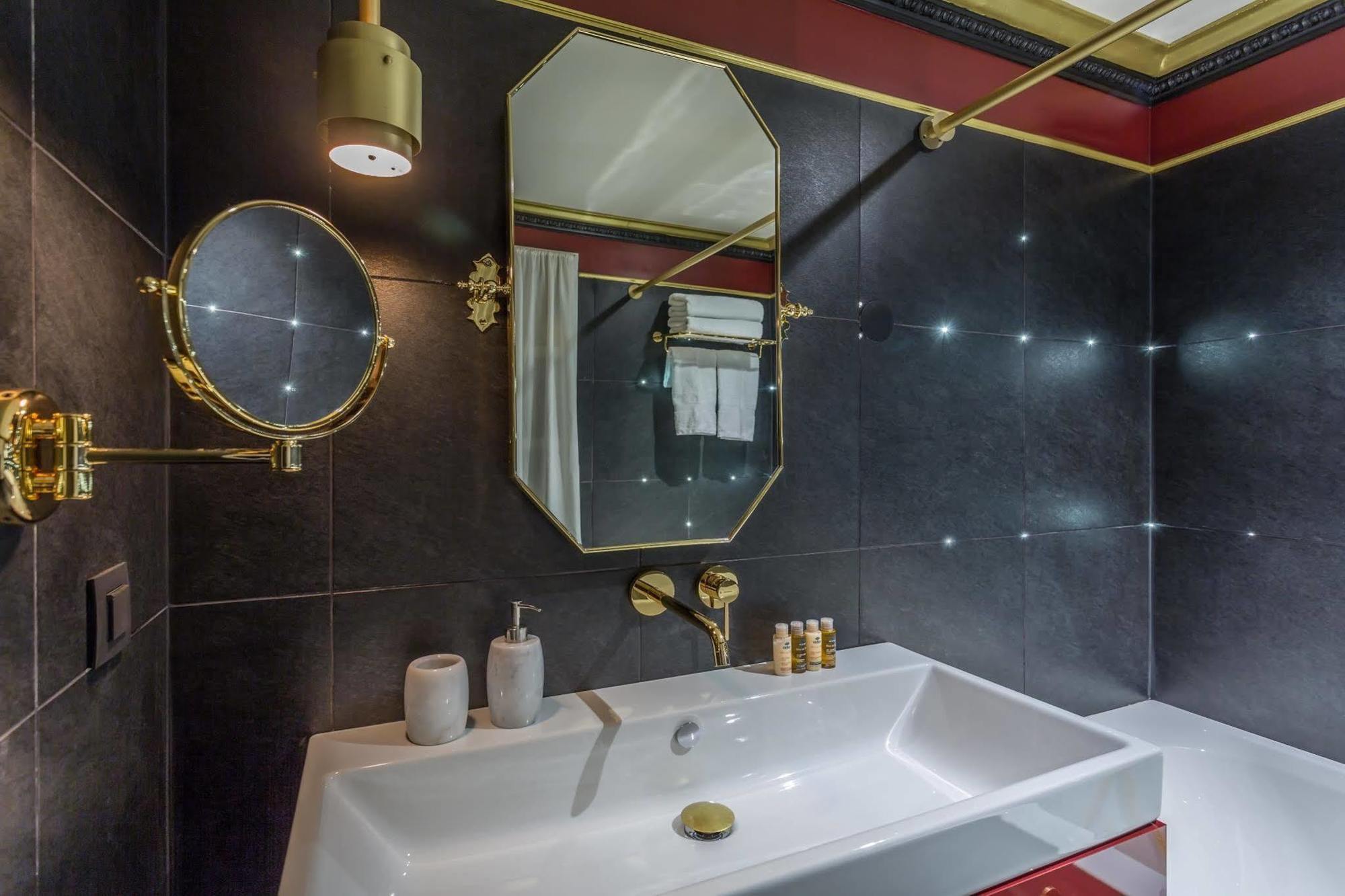 Hotel Snob 4*